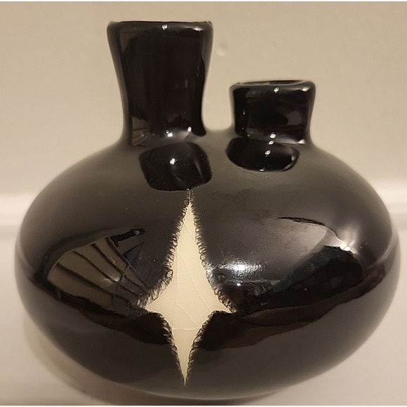 VTG Glossy Black White Ceramic Double Spout Hand Crafted Weed Pot Vase signed - Picture 1 of 6